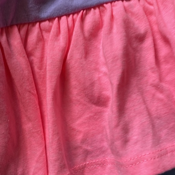 3 skorts and a top - Picture 3 of 16